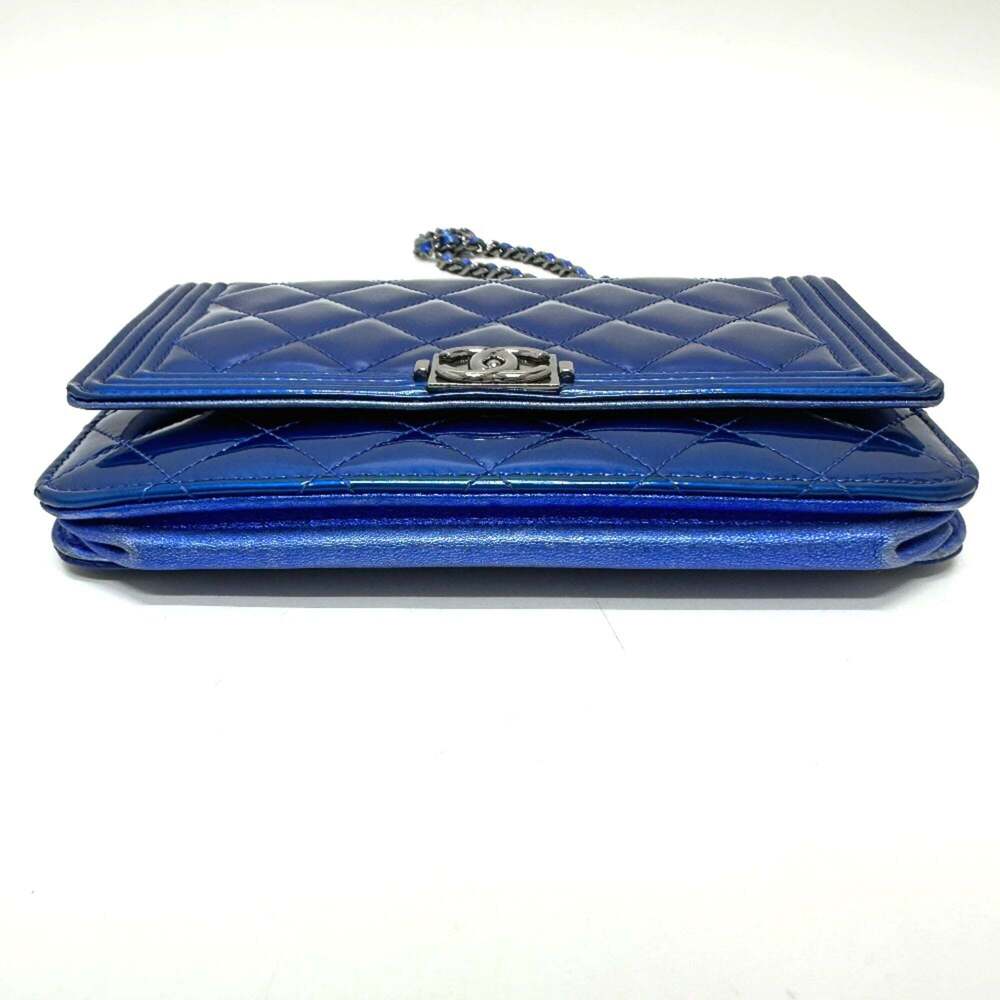 CHANEL Blue Shoulder Bag - Picture 3 of 16